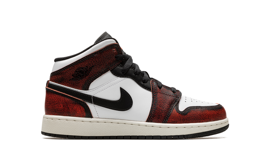 AIR JORDAN 1 MID SE BLACK INFRARED 23 GS