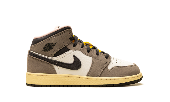 AIR JORDAN 1 MID SE GS &