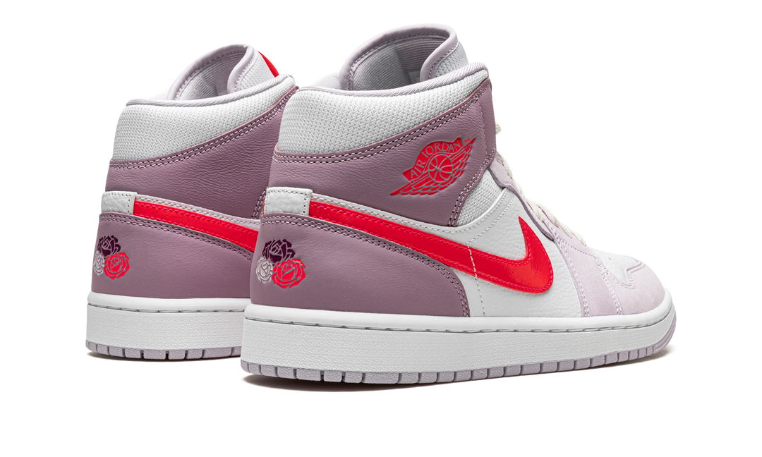 AIR JORDAN 1 MID VALENTINE&