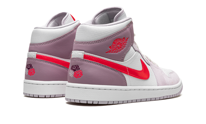 AIR JORDAN 1 MID VALENTINE&