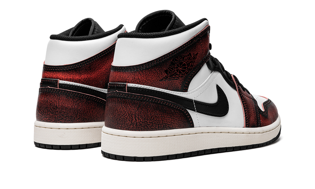 AIR JORDAN 1 MID WEAR-AWAY CHICAGO