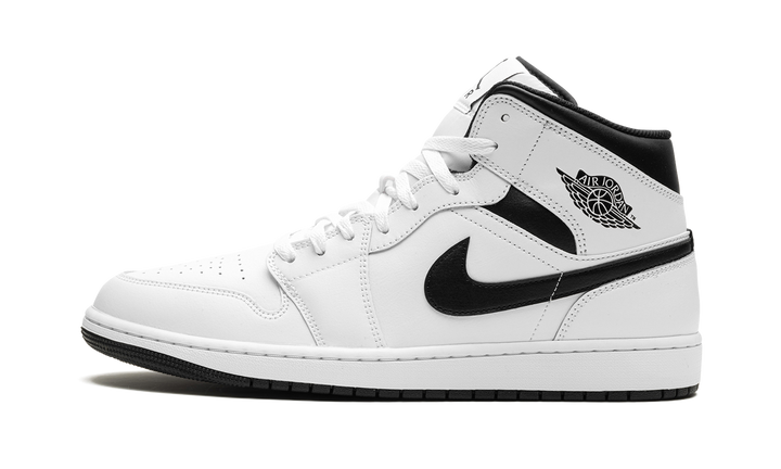 AIR JORDAN 1 MID WHITE BLACK