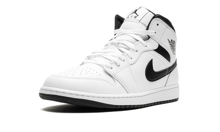 AIR JORDAN 1 MID WHITE BLACK