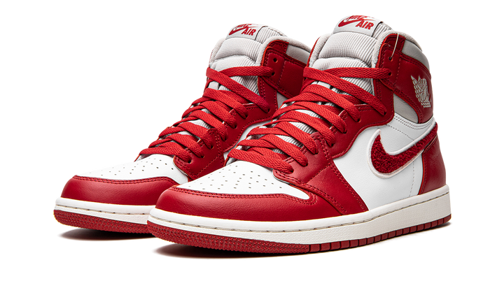 AIR JORDAN 1 RETRO HIGH CHENILLE VARSITY RED WOMENS