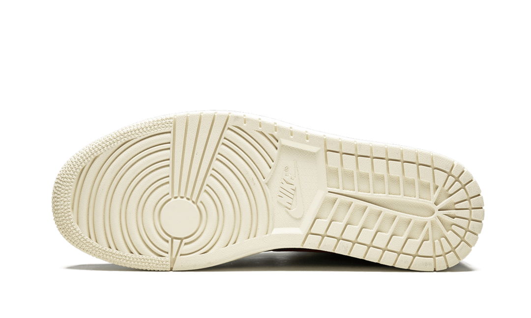 AIR JORDAN 1 RETRO HIGH OG COUTURE