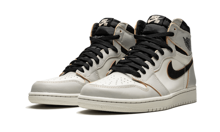 AIR JORDAN 1 RETRO HIGH OG DEFIANT NYC TO PARIS