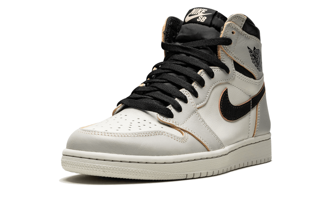 AIR JORDAN 1 RETRO HIGH OG DEFIANT NYC TO PARIS