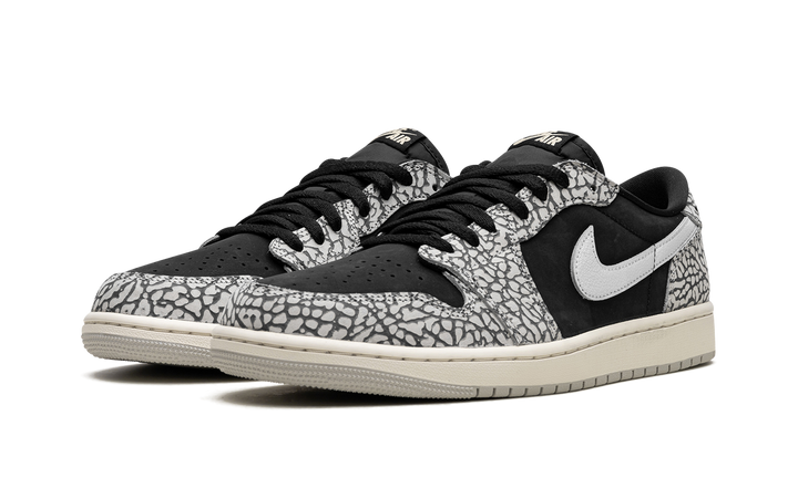 AIR JORDAN 1 RETRO LOW OG BLACK CEMENT WOMENS