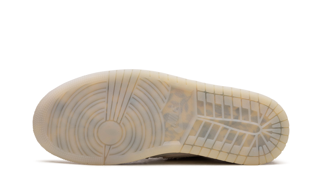 AIR JORDAN 1 RETRO LOW OG X CHRIS PAUL GIVE THEM FLOWERS — Stock 