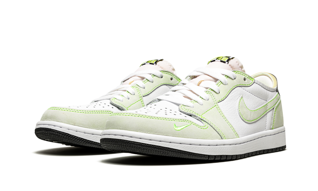 AIR JORDAN 1 RETRO LOW WHITE GHOST GREEN BLACK