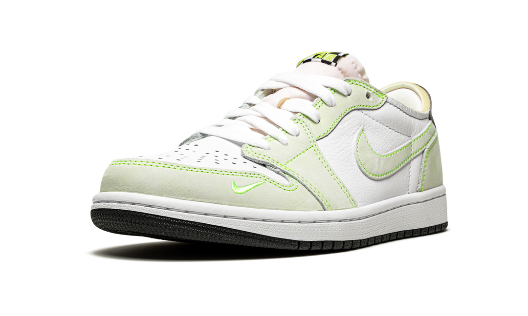AIR JORDAN 1 RETRO LOW WHITE GHOST GREEN BLACK