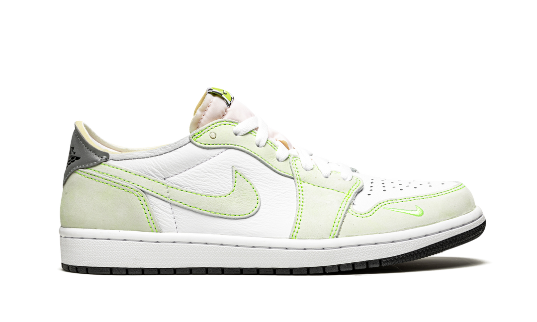 AIR JORDAN 1 RETRO LOW WHITE GHOST GREEN BLACK