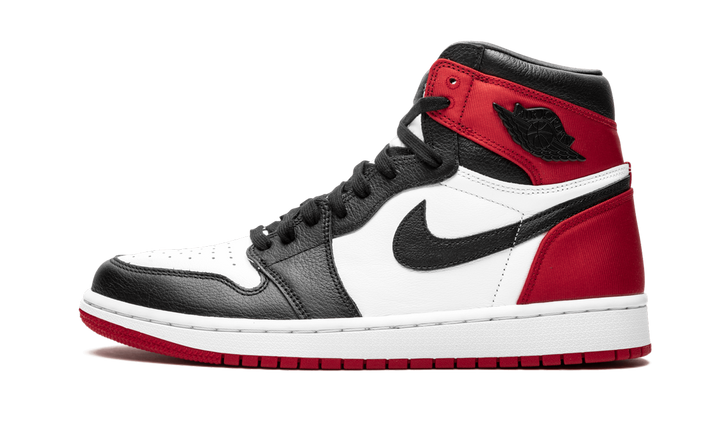AIR JORDAN 1 SATIN BLACK TOE WOMENS