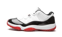 AIR JORDAN 11 LOW BULLS