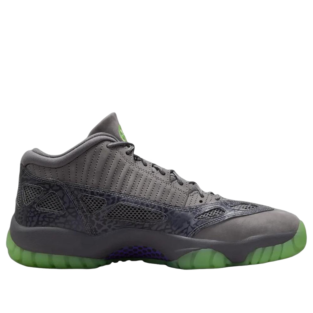 AIR JORDAN 11 LOW IE QUAI 54 GUNSMOKE — Stock