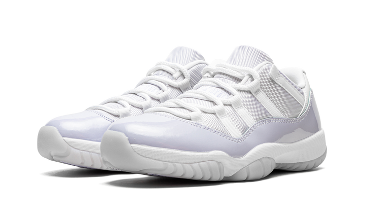 AIR JORDAN 11 LOW PURE VIOLET WOMENS