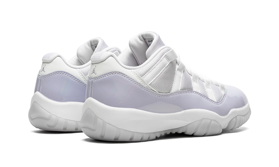 AIR JORDAN 11 LOW PURE VIOLET WOMENS