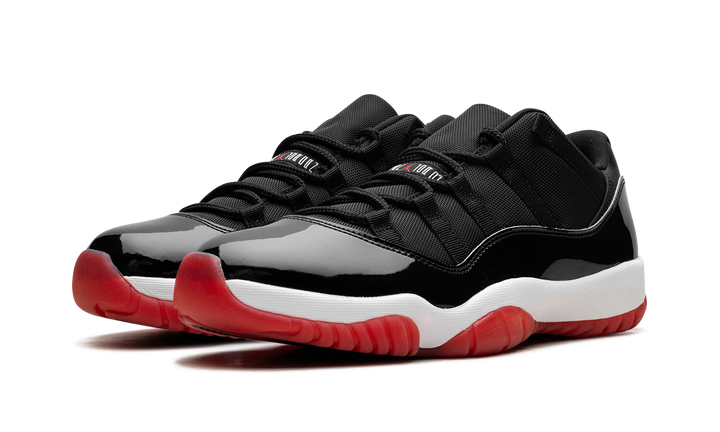 AIR JORDAN 11 RETRO LOW BRED (2025)
