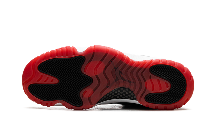 AIR JORDAN 11 RETRO LOW BRED (2025)