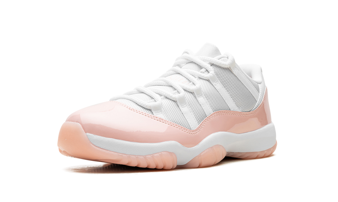 AIR JORDAN 11 RETRO LOW LEGEND PINK WOMENS
