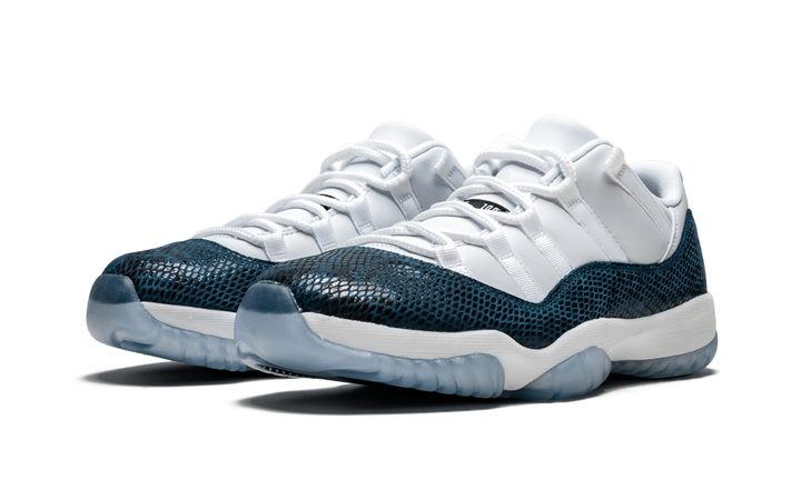 AIR JORDAN 11 RETRO LOW SNAKESKIN 2019