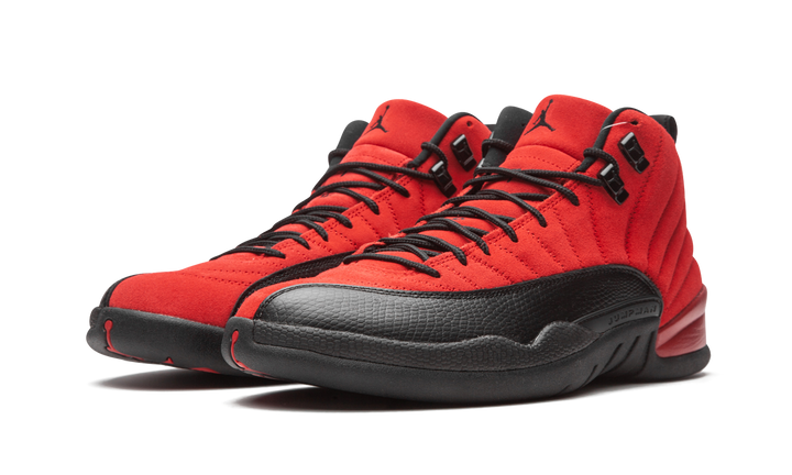 AIR JORDAN 12 REVERSE FLU GAME