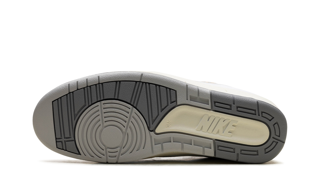 AIR JORDAN 2 LOW WHITE SANDDRIFT