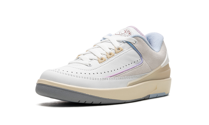 AIR JORDAN 2 RETRO LOW LOOK, UP IN THE AIR WOMENS