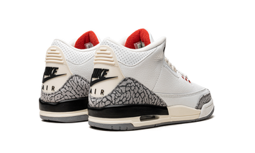 AIR JORDAN 3 WHITE CEMENT REIMAGINED GS — Stock