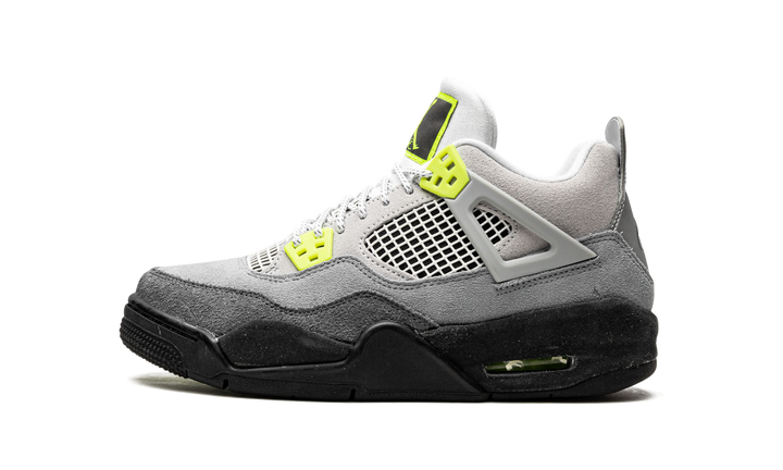 AIR JORDAN 4 RETRO SE GS &