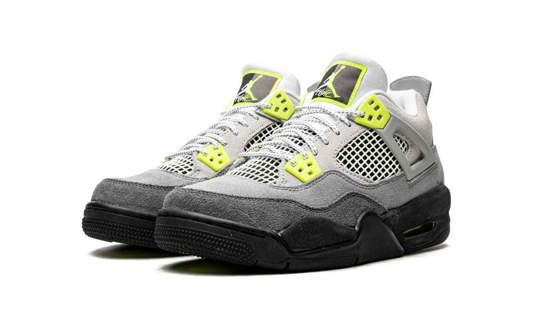 AIR JORDAN 4 RETRO SE GS &
