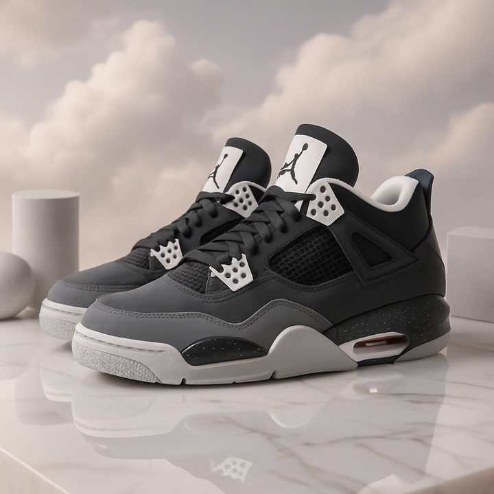 AIR JORDAN 4 RETRO &