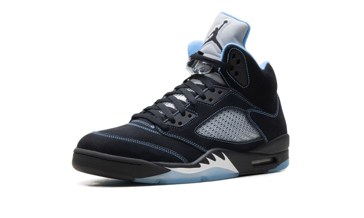 AIR JORDAN 5 RETRO BLACK UNIVERSITY BLUE (2026)