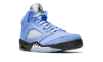 AIR JORDAN 5 RETRO UNC BLUE — Stock