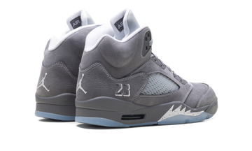 AIR JORDAN 5 RETRO WOLF GREY (2026) — Stock
