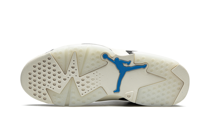 AIR JORDAN 6 RETRO TECH CHROME WOMENS