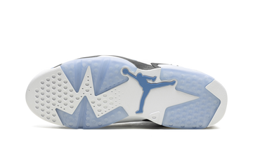 AIR JORDAN 6 RETRO UNC BLUE — Stock