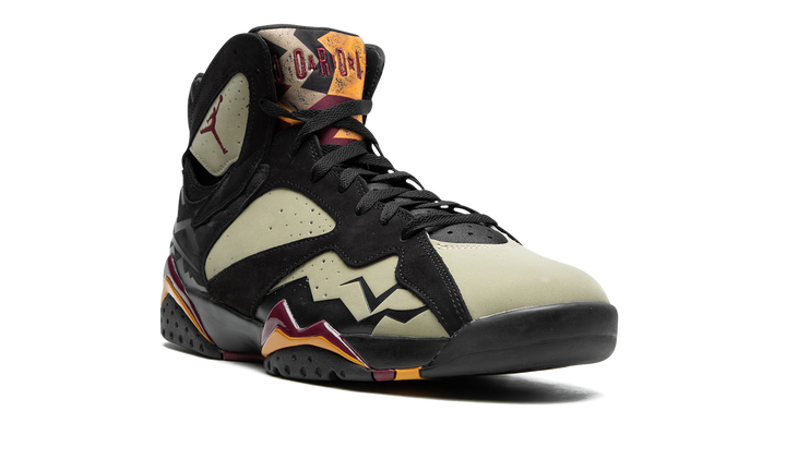 AIR JORDAN 7 SE BLACK OLIVE