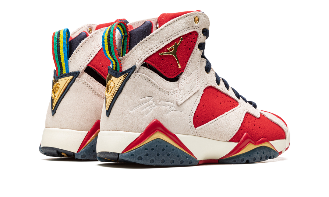 AIR JORDAN 7 X TROPHY ROOM RED BEIGE