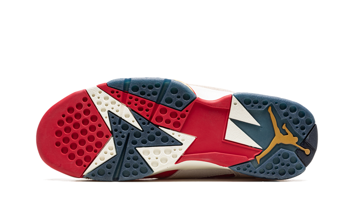 AIR JORDAN 7 X TROPHY ROOM RED BEIGE