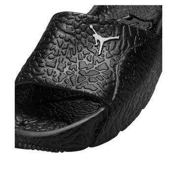 AIR JORDAN FRANCHISE SHOWER SLIDES BLACK WHITE — Stock