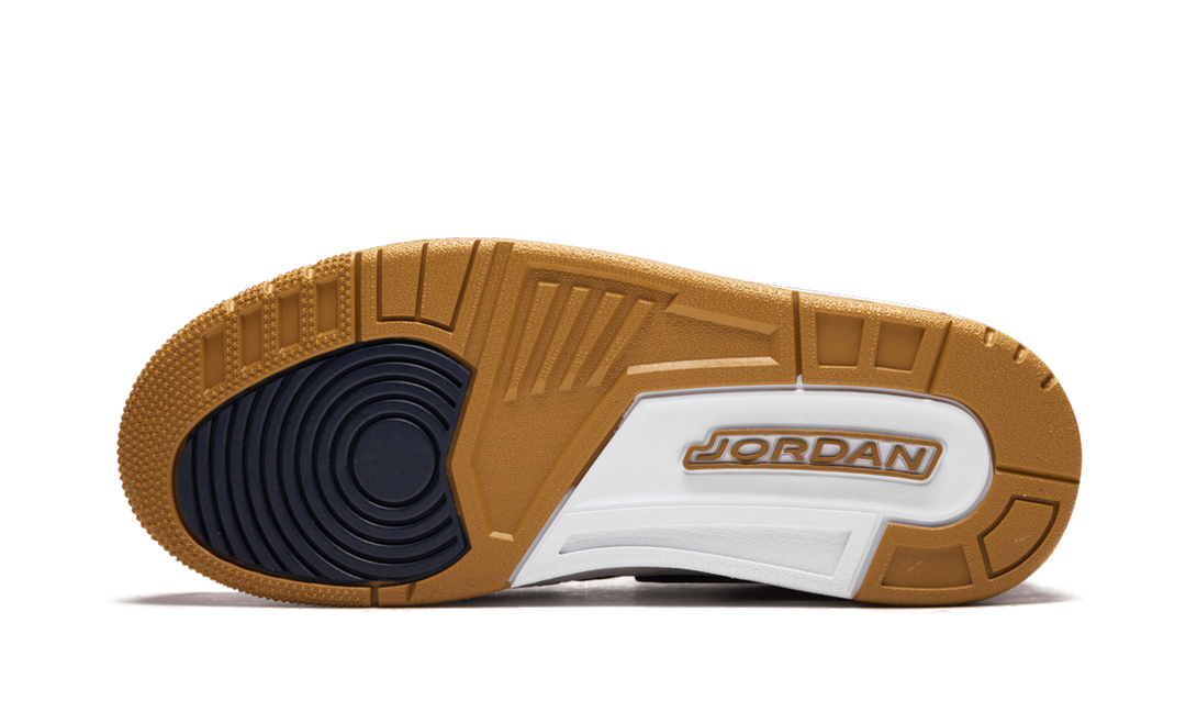 AIR JORDAN LEGACY 312 MEDICINE BALL