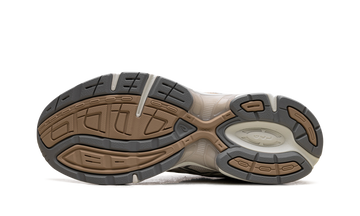 ASICS GEL-1130 PALE OAK CLAY GREY — Stock