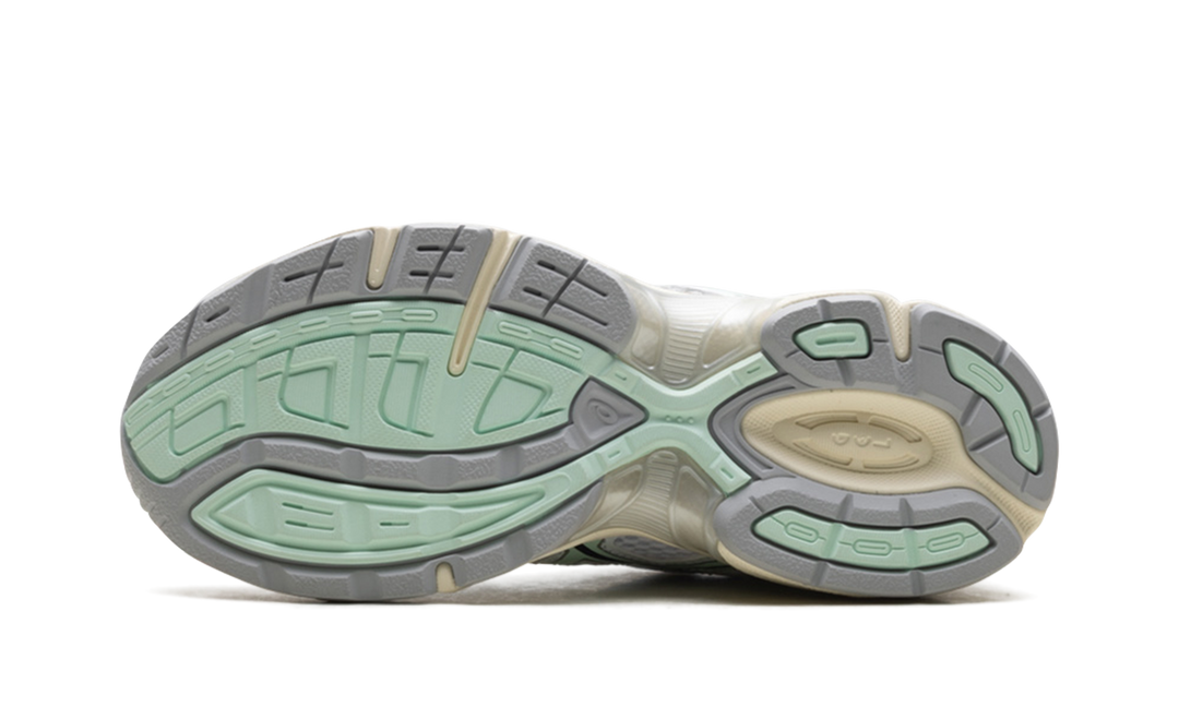 ASICS GEL-1130 WHITE MINT TINT (WOMEN&