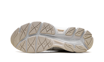 ASICS GEL CUMULUS 16 'WHITE WHITE' — Stock