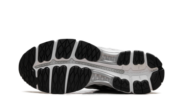 ASICS GEL-KAYANO 12.1 WHITE GRAPHITE GREY BROWN — Stock