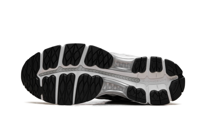ASICS GEL-KAYANO 12.1 WHITE GRAPHITE GREY BROWN