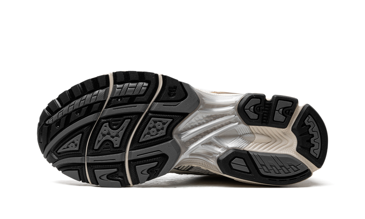 ASICS GEL-KAYANO 14 WHITE CREAM GOLD WOMENS