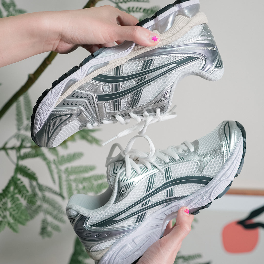 ASICS GEL-KAYANO 14 “WHITE GRAPHITE GREY” WOMEN&