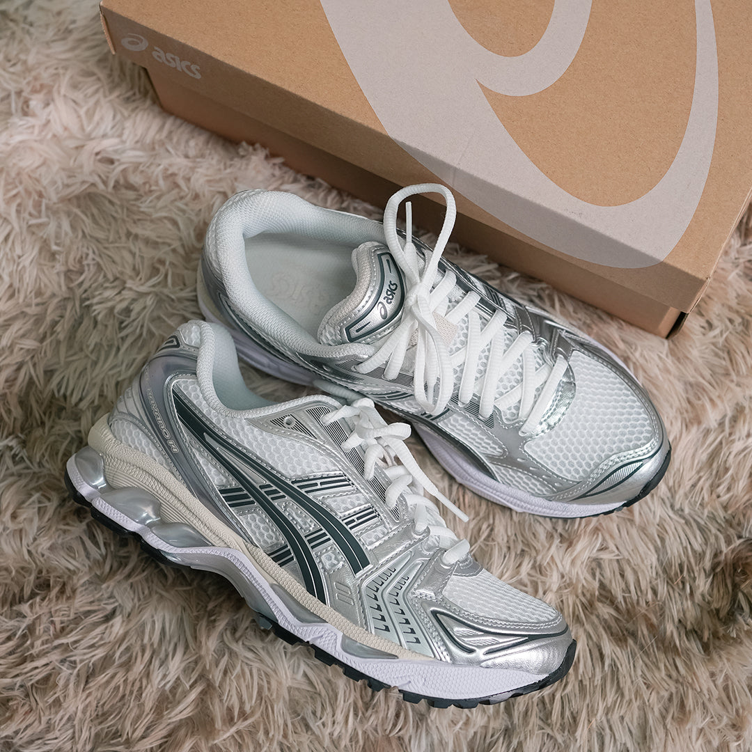 ASICS GEL-KAYANO 14 “WHITE GRAPHITE GREY” WOMEN&